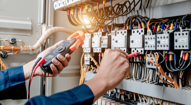 Best 24-Hour Electrician  in Four Bridges, OH